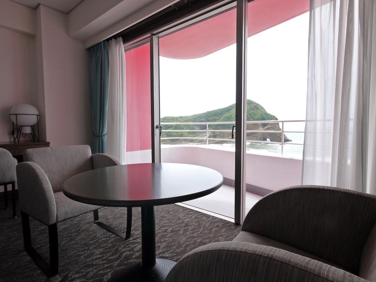 מינאמיטאנה Tanegashima Iwasaki Hotel מראה חיצוני תמונה
